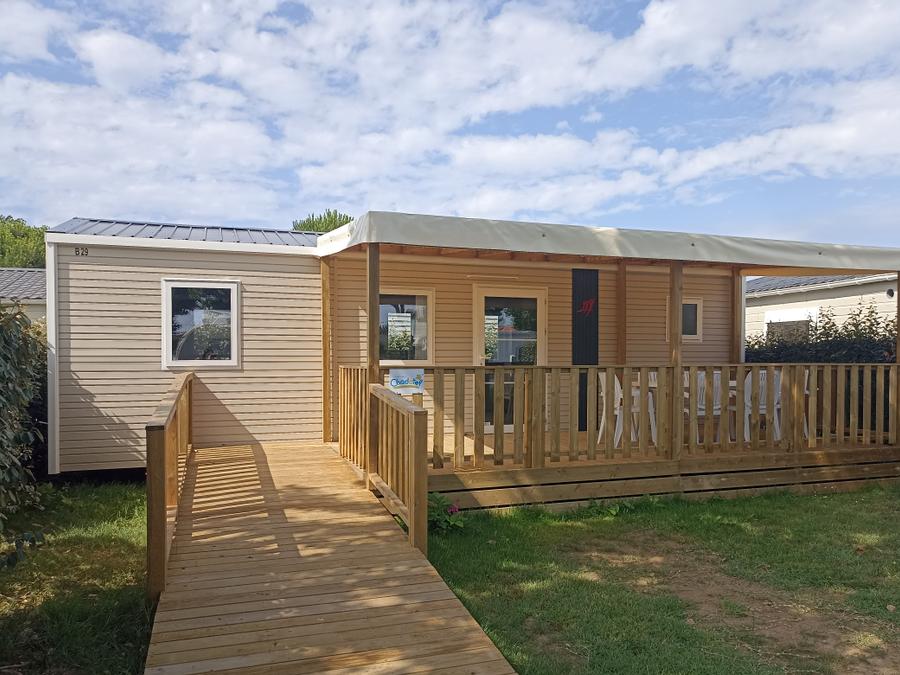 Mobilhome 5 personnes - C- Mobil-home Hélios - PMR - 2 chambres - 32m² avec terrasse semi-couverte 6