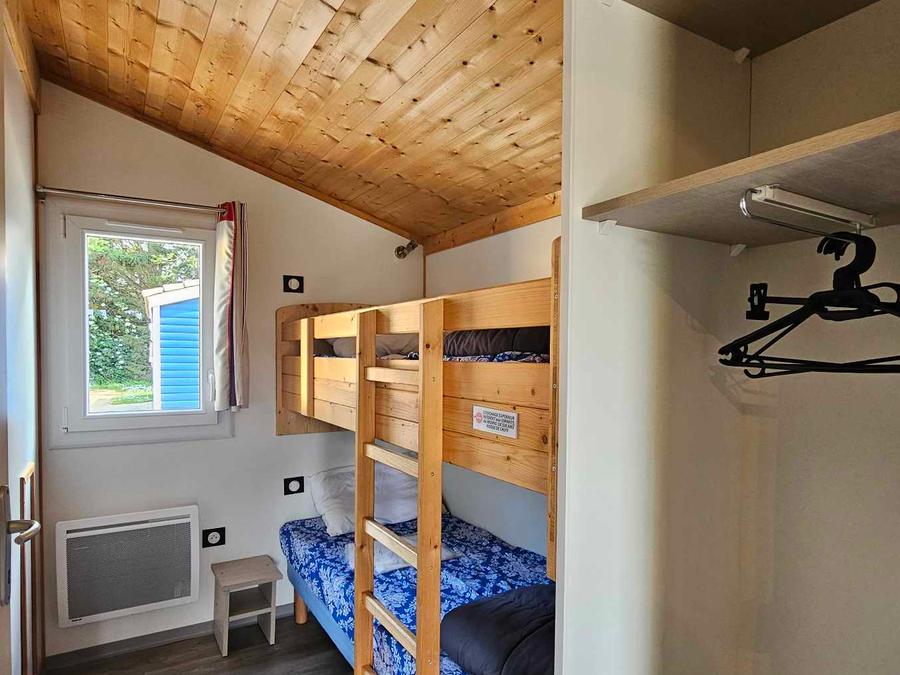 Mobilhome 6 personnes - PMR de 3 chambres 1 salle d'eau 4