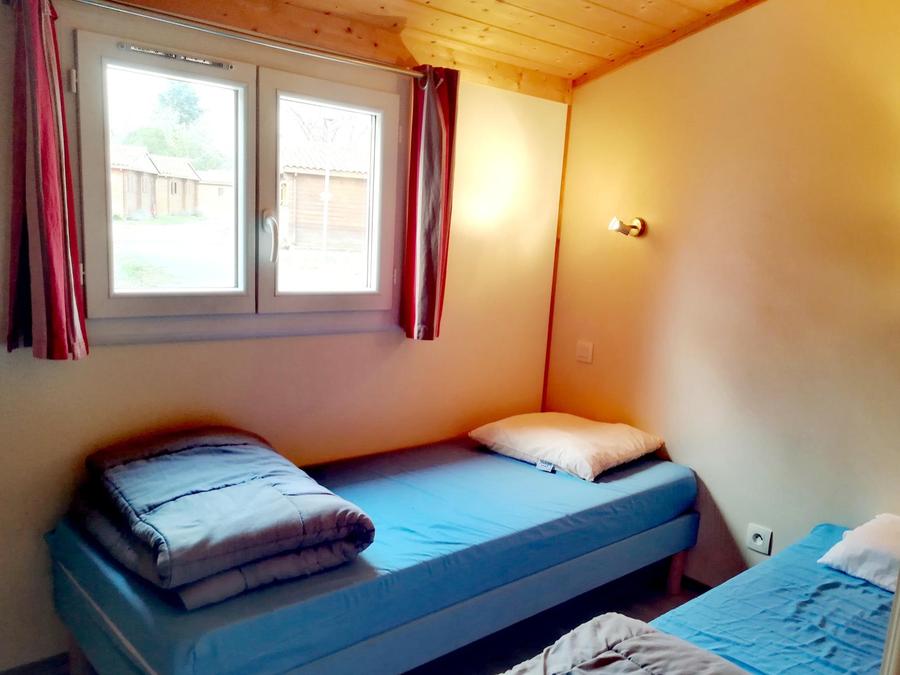 Mobilhome 6 personnes - Spacieux avec 3 chambres et 2 salles d'eau 5