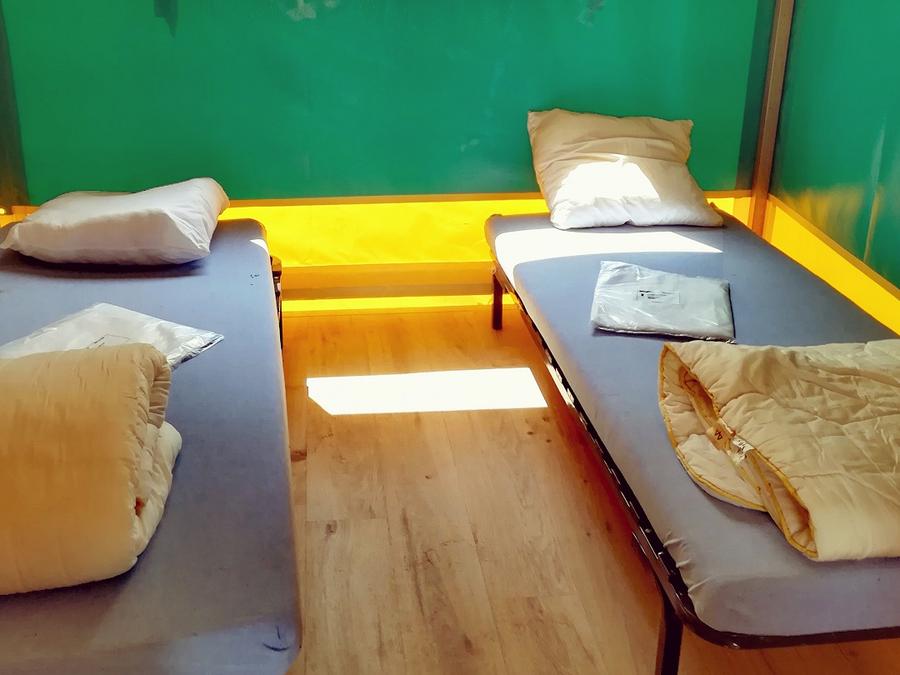 Tente 5 personnes - Tente kiwi avec wc privatif et évier sans eau chaude 3