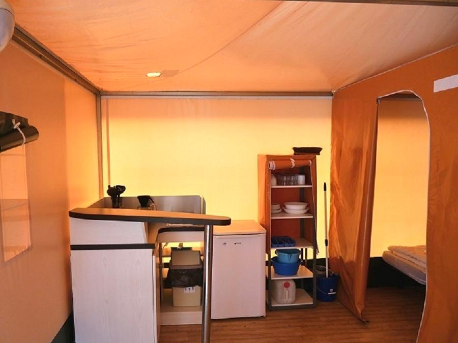 Tente 4 personnes - KIWI sans sanitaires 7