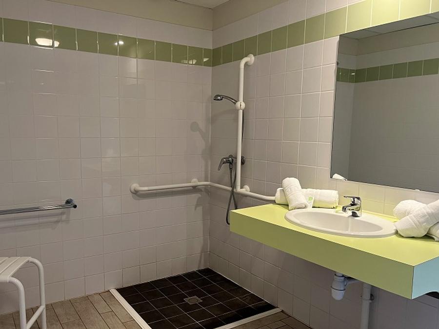 Chambre 4 personnes - Chambre quadruple 1