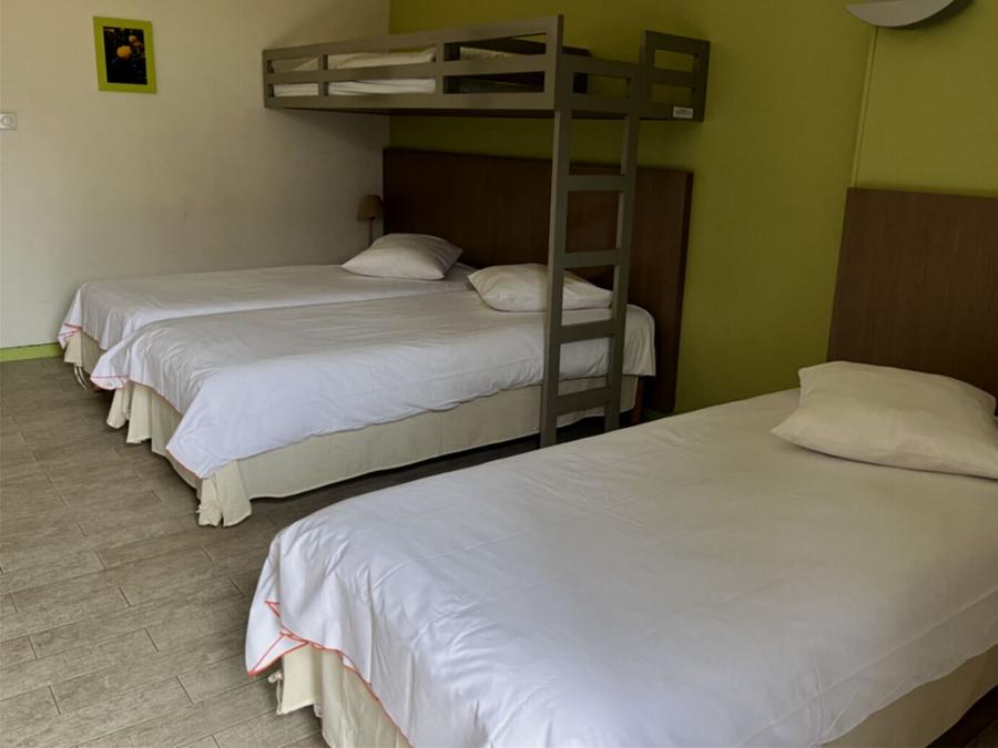 Chambre 4 personnes - Chambre quadruple 3