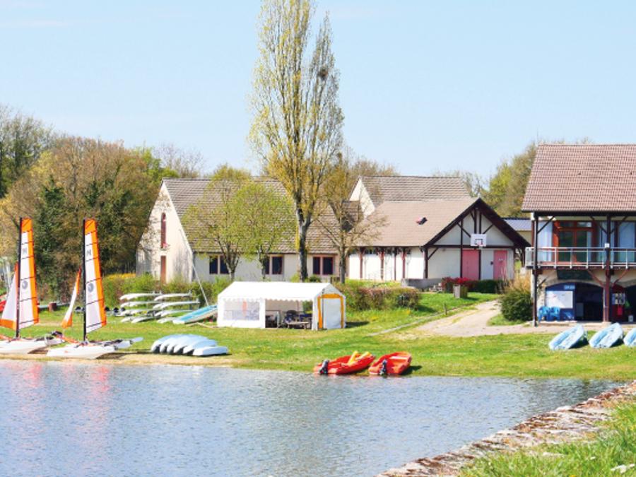 Camping Le Village loisirs de Goule 3*