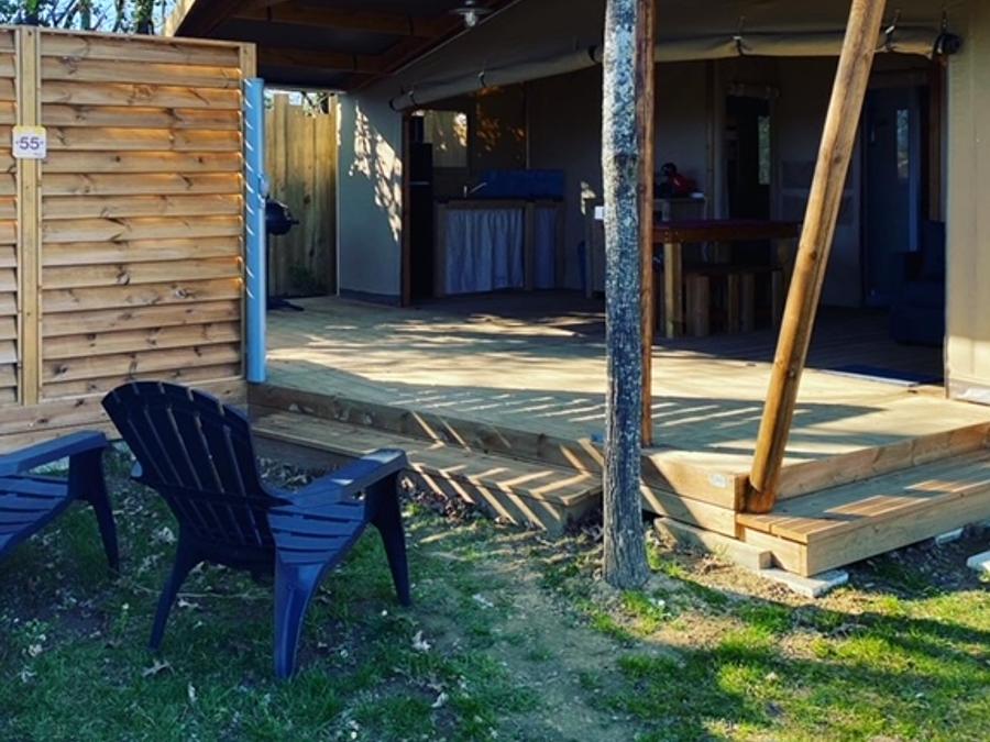 Tente en toile et en bois 5 personnes - Lodge Cotton Premium - 2 chambres + Spa privatif 0