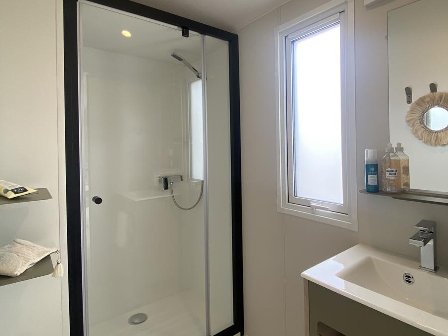 Mobilhome 6 personnes - EVASION - 2 chambres - TV 8