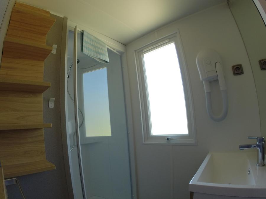 Mobilhome 6 personnes - 2 chambres + terrasse au sol 2
