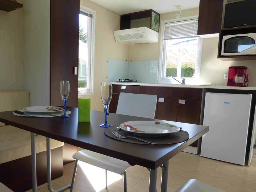 Mobilhome 3 personnes - Bikini 1