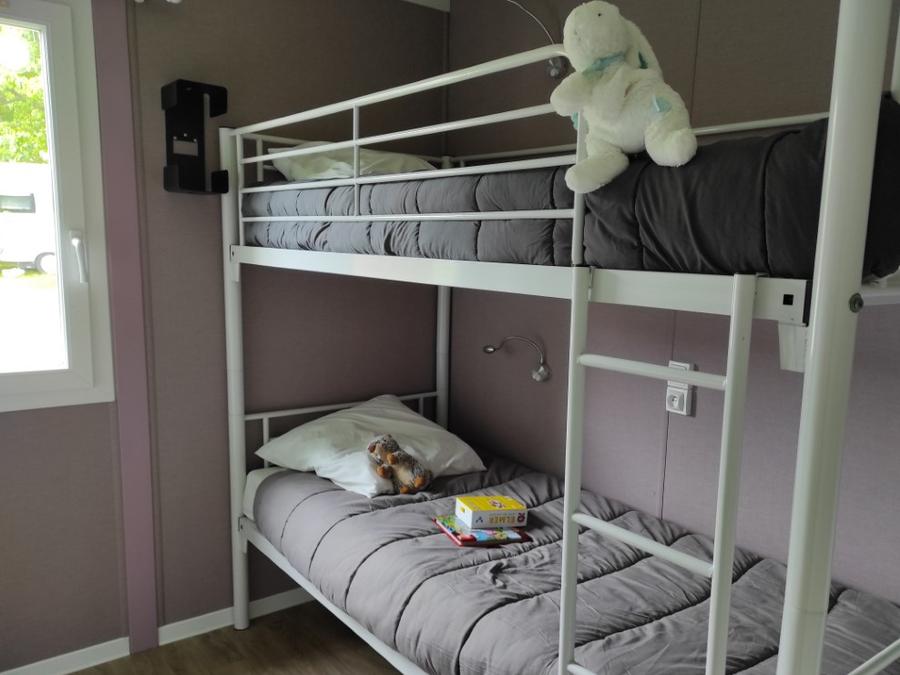 Chalet 6 personnes - LOCATION CHALET 28m² TV (2 chambres) CONFORT 4/6 pers 18