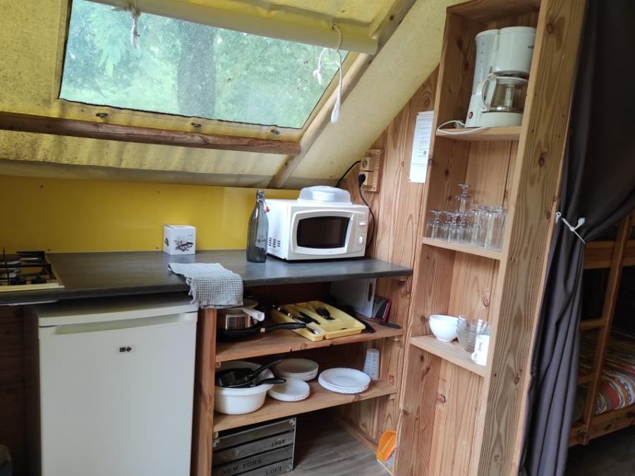Tente 7 personnes - LOCATION TENTE LODGE 24m² (3 chambres + mezzanine) 7 pers 6