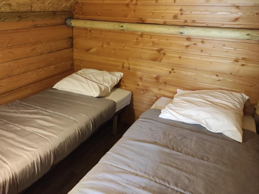 Tente 7 personnes - LOCATION TENTE LODGE 24m² (3 chambres + mezzanine) 7 pers 8