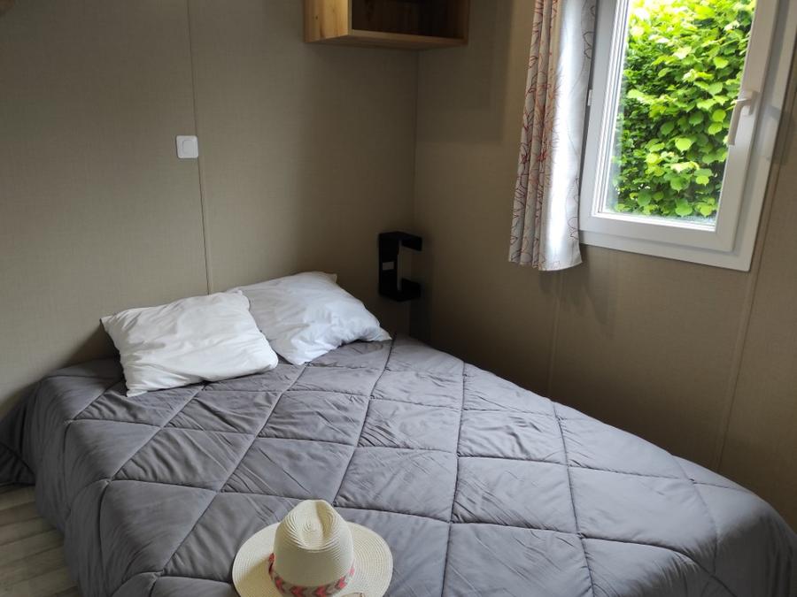Chalet 7 personnes - LOCATION CHALET 30m² (2 chambres) TV CONFORT 5/7 pers 8