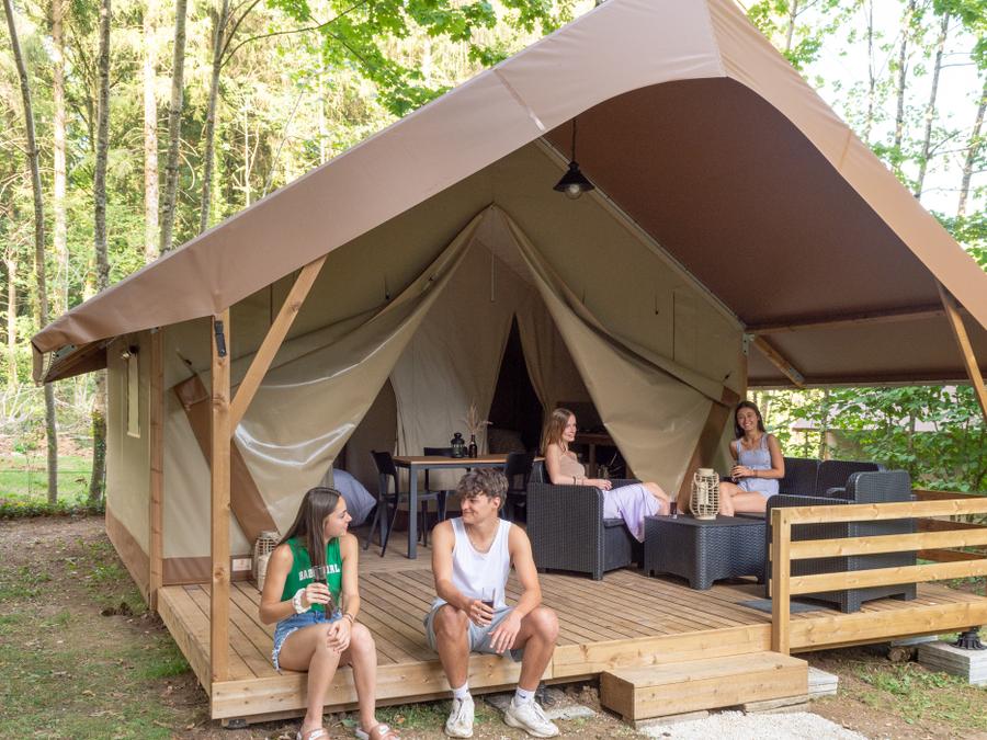 Tente en toile et en bois 4 personnes - WOOD LODGE - personnes supplémentaires possible en supplément, contacter le camping 1