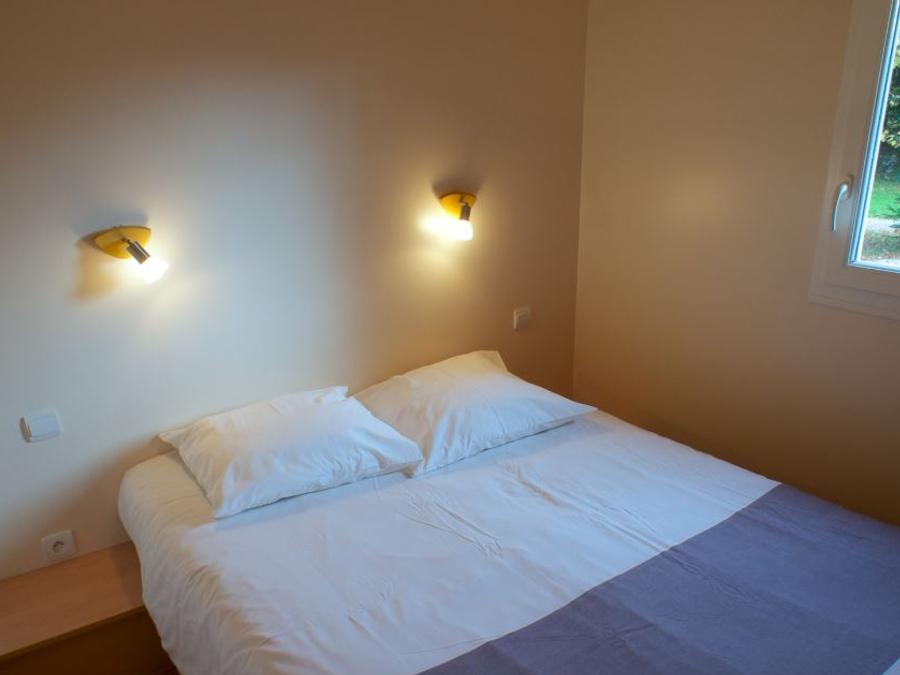 Chalet 4 personnes - Chalet Sapin - 2 chambres - personnes supplémentaires possible en supplément, contacter le camping 8