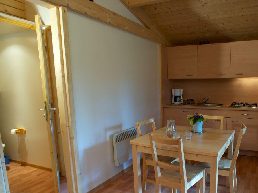 Chalet 4 personnes - Chalet Sapin - 2 chambres - personnes supplémentaires possible en supplément, contacter le camping 4