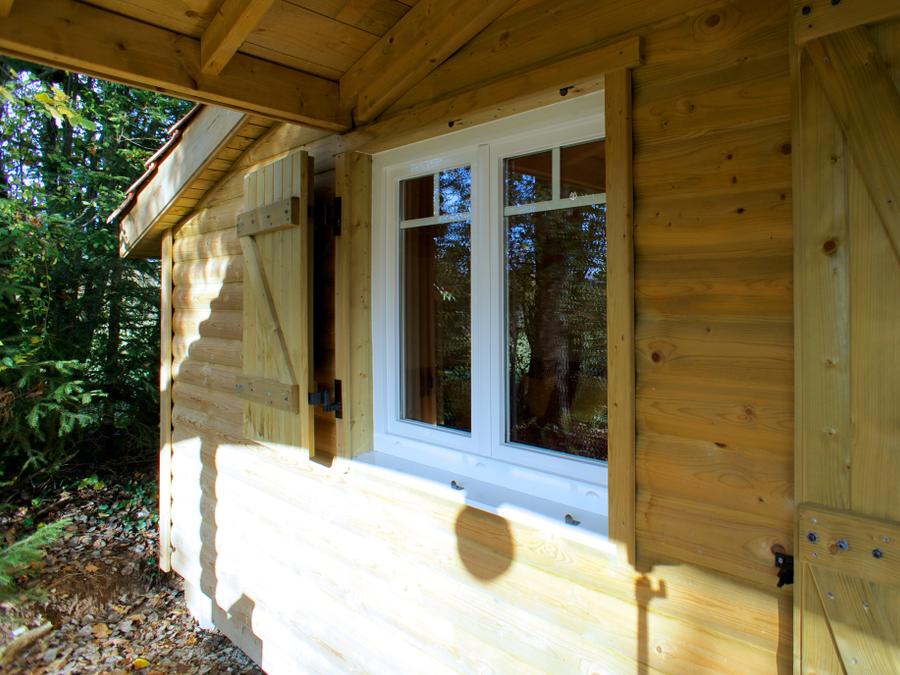 Chalet 4 personnes - Chalet Sapin - 2 chambres - personnes supplémentaires possible en supplément, contacter le camping 1