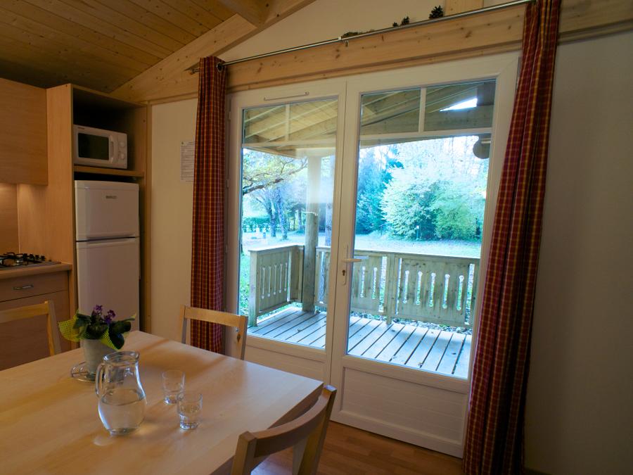 Chalet 4 personnes - Chalet Sapin - 2 chambres - personnes supplémentaires possible en supplément, contacter le camping 2