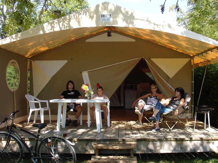 Tente 5 personnes - LODGE DU TRAPPEUR STANDARD sans sanitaires 0