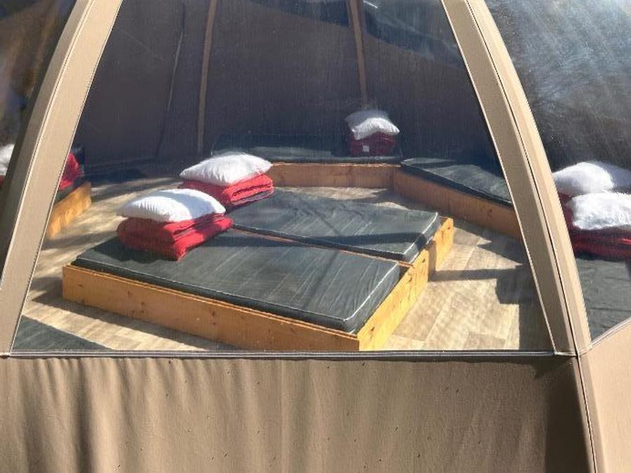 Hébergement 8 personnes - Bulle transparente - Sans sanitaires 1