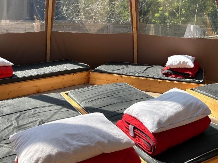 Hébergement 8 personnes - Bulle transparente - Sans sanitaires 2