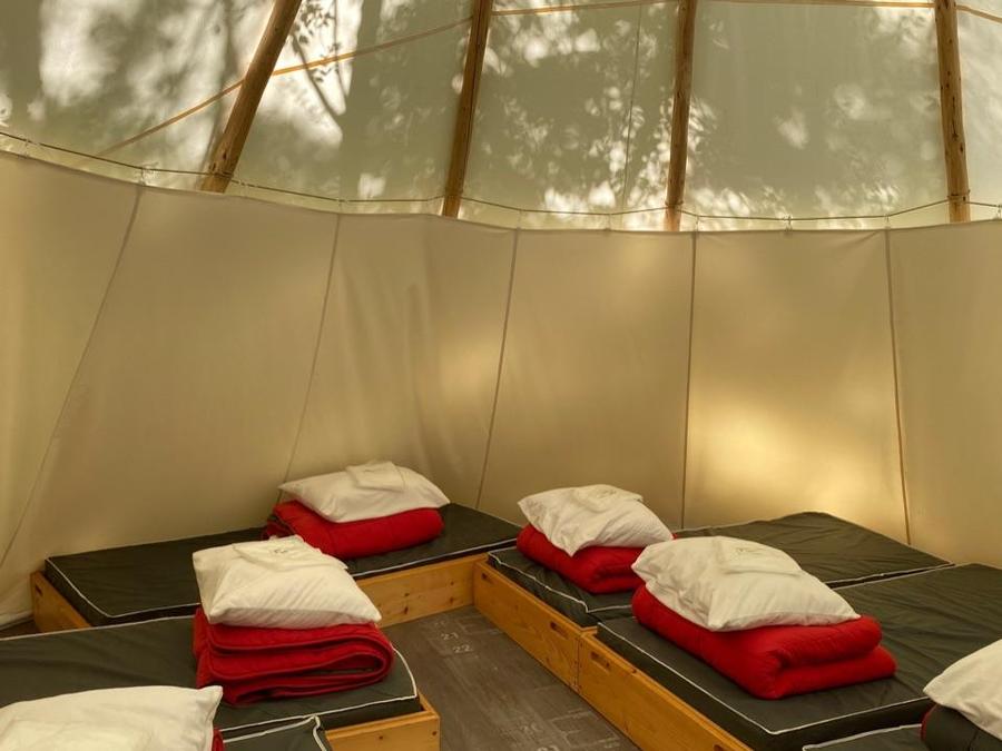 Hébergement 8 personnes - Tipis - Sans sanitaires 1