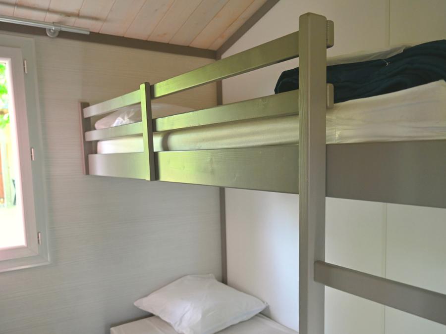 Chalet 6 personnes - Chalet 35m² (3 chambres) avec terrasse couverte 6 pers 14