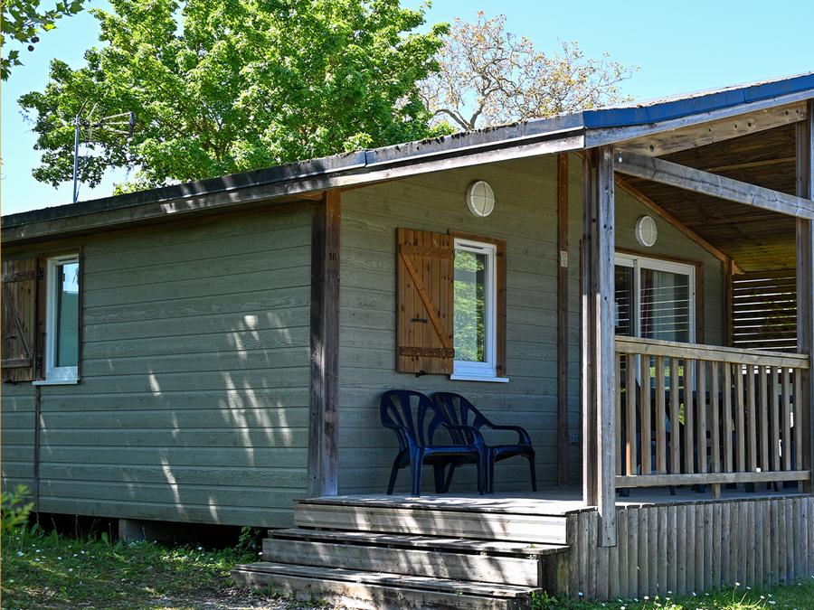 Chalet 6 personnes - Chalet 35m² (3 chambres) avec terrasse couverte 6 pers 8