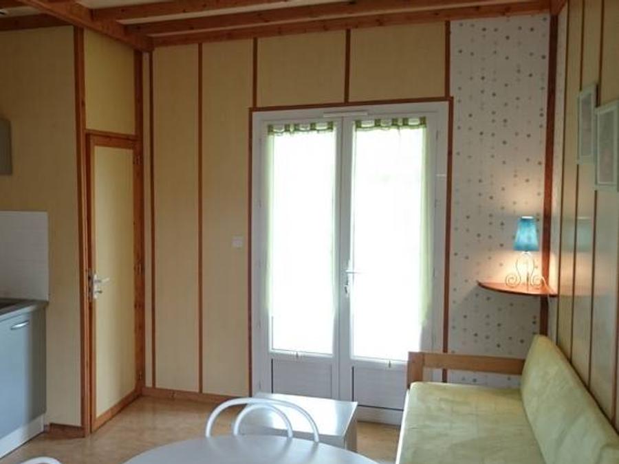 Chalet 7 personnes - Chalet 35m² (2 chambres) terrasse couverte - Le Parc des Coteaux 800m du camping 5/7 pers 2