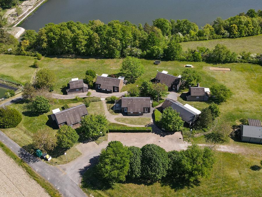 Chalet 7 personnes - Chalet 35m² (2 chambres) terrasse couverte - Le Parc des Coteaux 800m du camping 5/7 pers 9