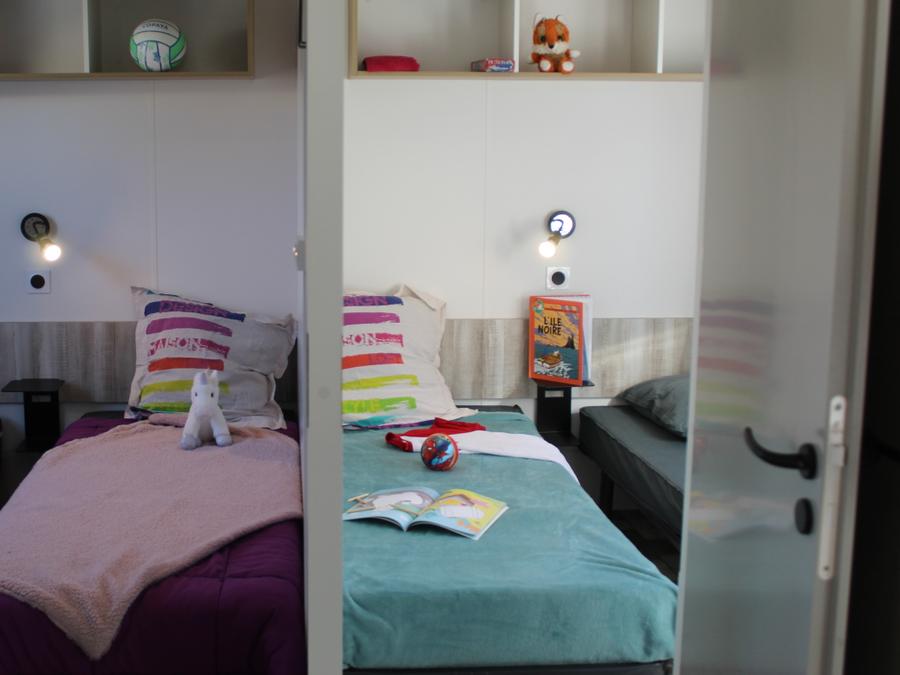 Mobilhome 8 personnes - Détente 2018 GRAND CONFORT 36m² - 4 chambres + télévision et lave vaisselle 12