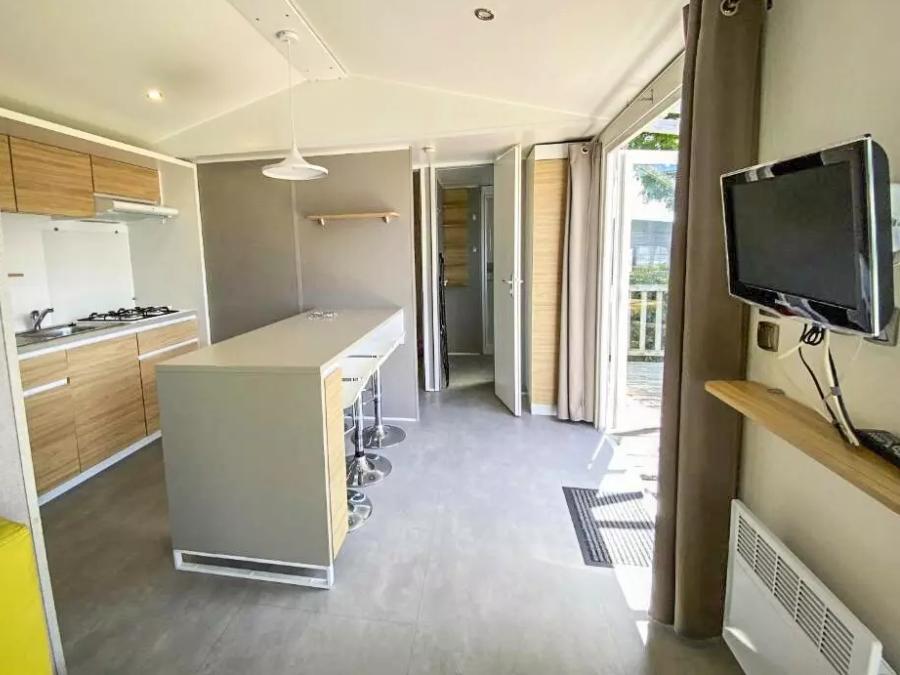 Mobilhome 6 personnes - 3 Pièces 4/6 Personnes + TV 2