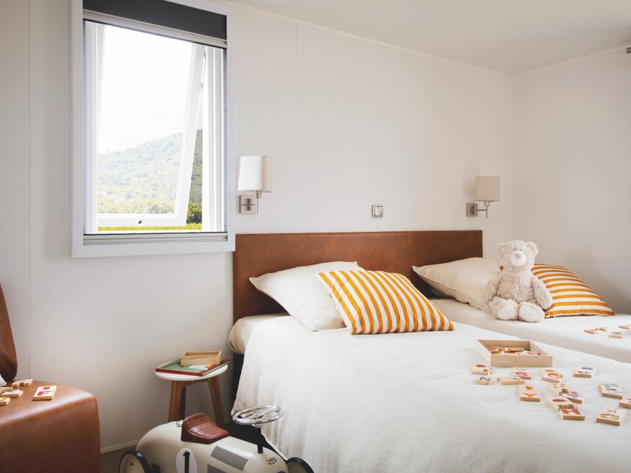 Mobilhome 4 personnes - Cottage premium 2 chambres 2 salles de bain, TV, terrasse couverte 4