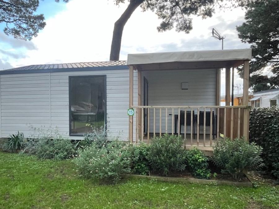 Mobilhome 4 personnes - Mobil home Confort - 25m² - 2 chambres - terrasse couverte côté 0