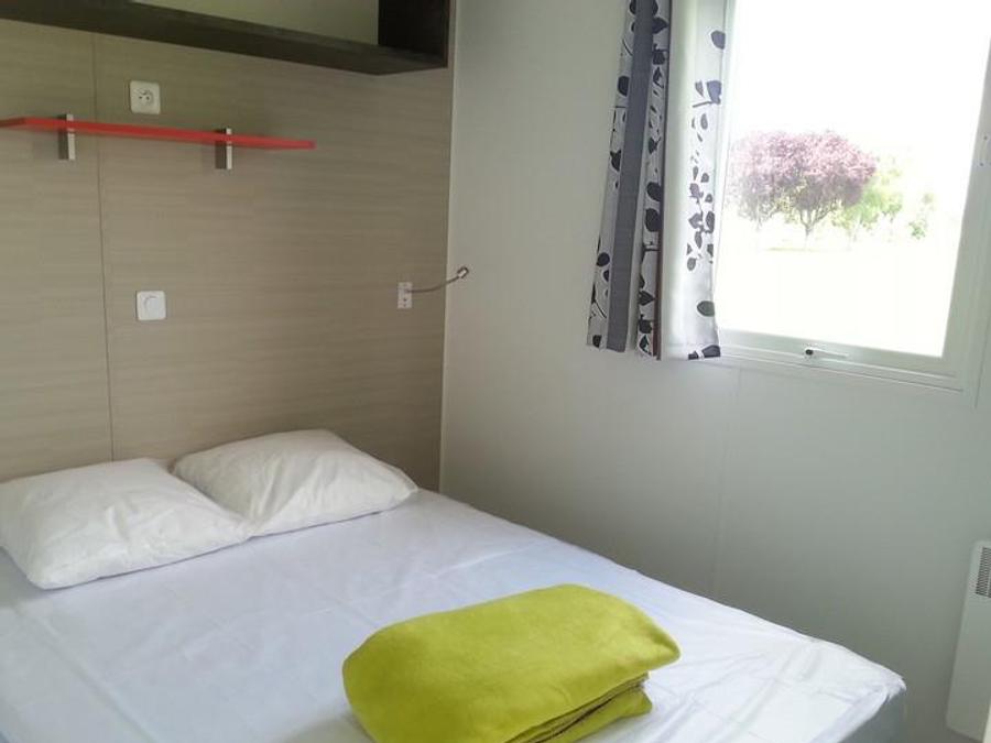 Mobilhome 4 personnes - Standard 27m² (2 chambres) + terrasse intégrée 3