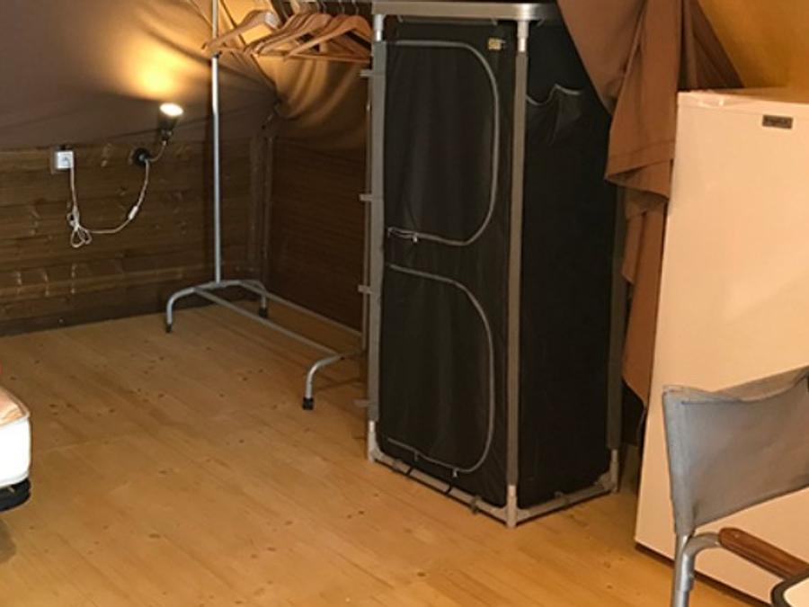 Tente en toile et en bois 2 personnes - PMR (sans sanitaires) 4