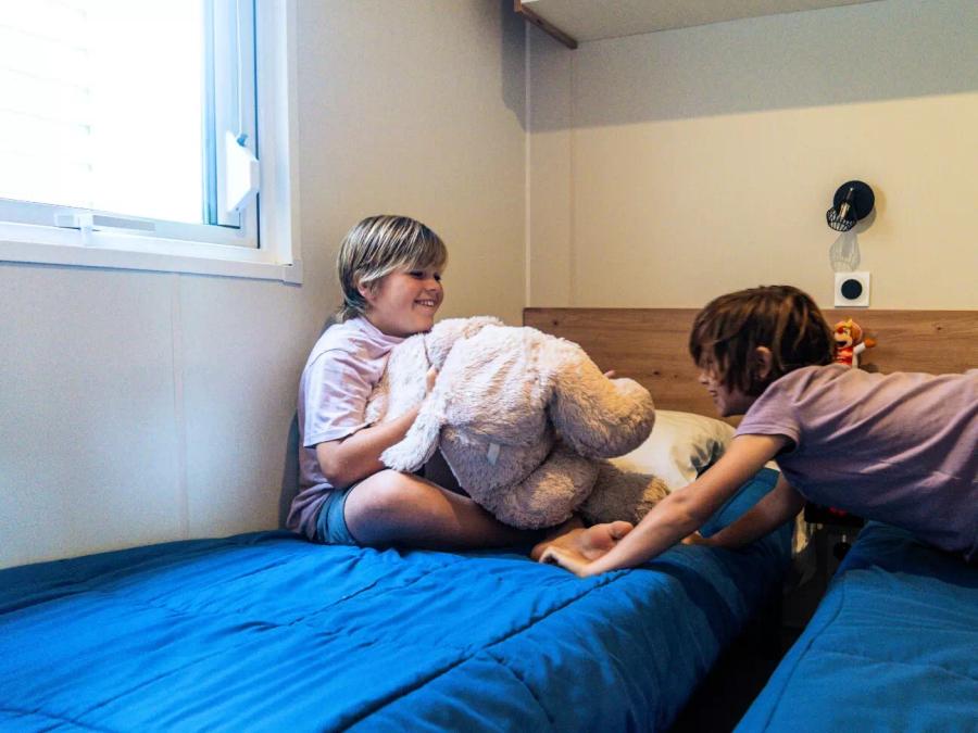 Mobilhome 6 personnes - Eco 3 Pièces 4/6 Personnes + TV (4 adultes et 2 enfants -18 ans), 5