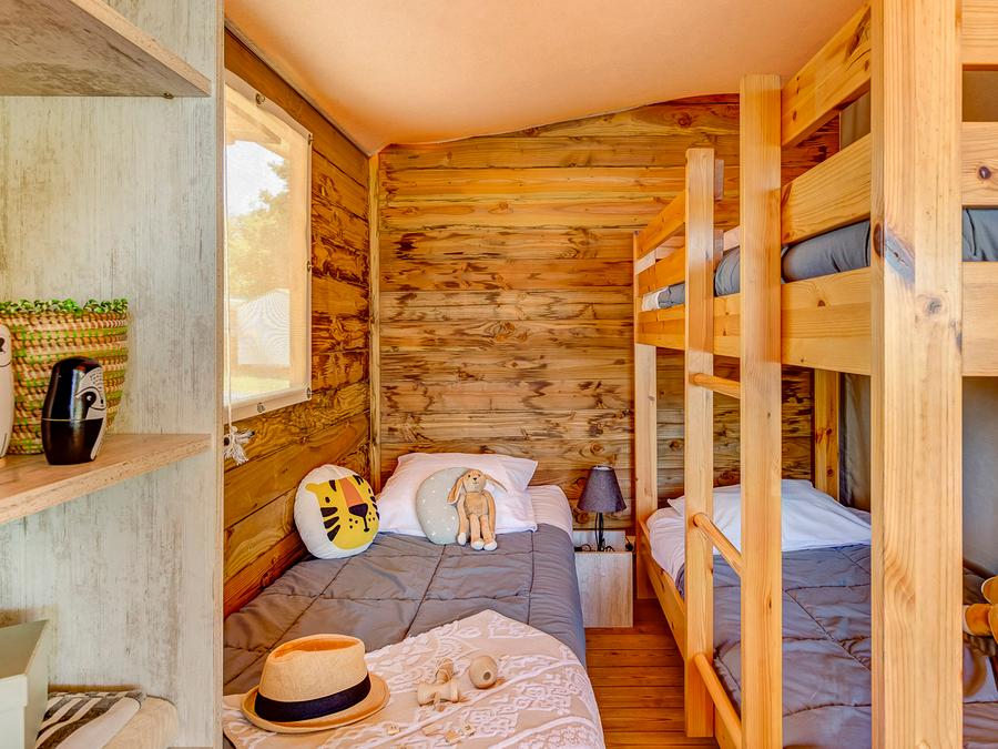 Lodge 4 personnes - Lodge PREMIUM - 2 chambres - sans sanitaires 1
