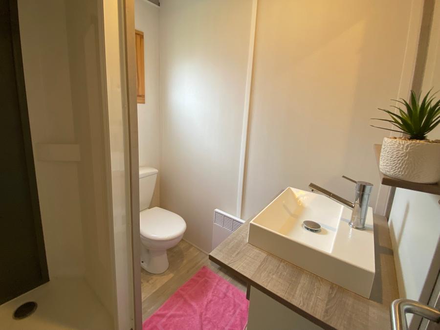Chalet 2 personnes - CONFORT 24 m² (1 chambre) dont terrasse couverte 8m² 5