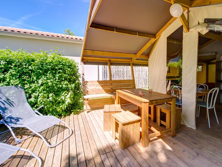 Tente en toile et en bois 4 personnes - Ecolodge Toile & Bois 30m² (2 chambres - 4 personnes) dont terrasse couverte 8m² - Sans sanitaires 0