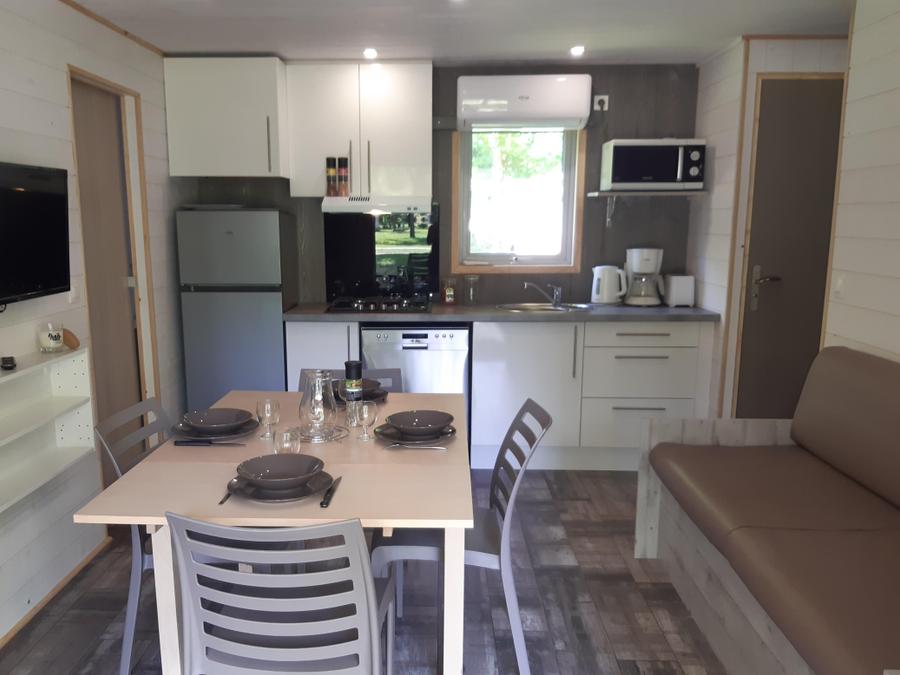 Chalet 6 personnes - PREMIUM 48 m² (3 chambres) dont terrasse semi-couverte + TV+ LV + Clim + Plancha 1