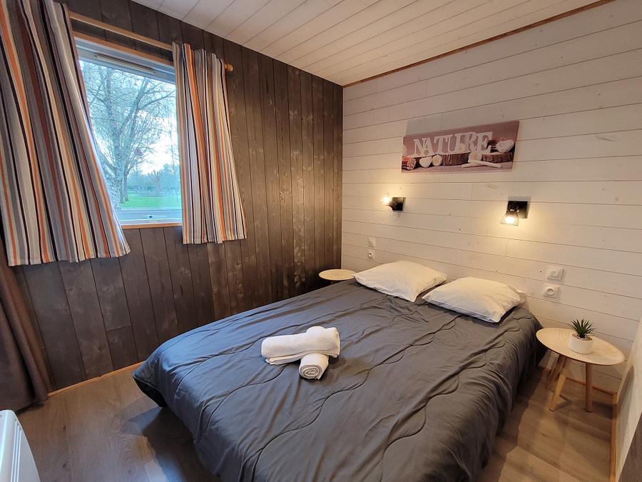 Chalet 7 personnes - PREMIUM 50m² (3 chambres) + terrasse + TV + LV + Plancha + Climatisation 5