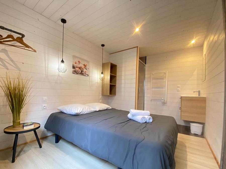 Chalet 7 personnes - PREMIUM 50m² (3 chambres) + terrasse + TV + LV + Plancha + Climatisation 3