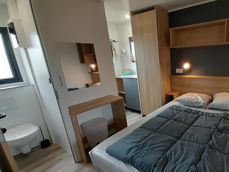 Mobilhome 4 personnes - Mobil-home Premium 2 chambres 32m² - 2 salles de bain + TV 4 pers 9