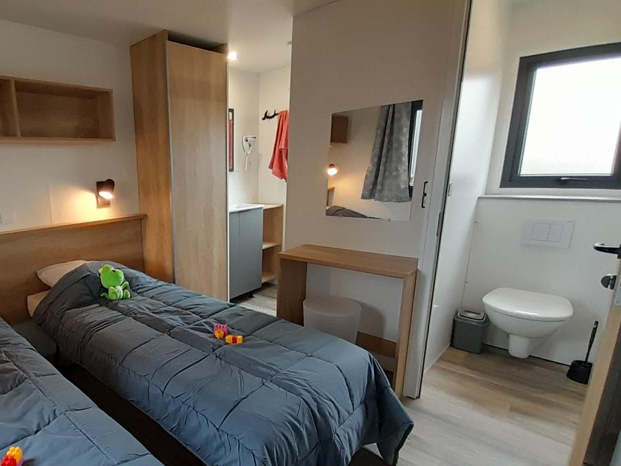 Mobilhome 4 personnes - Mobil-home Premium 2 chambres 32m² - 2 salles de bain + TV 4 pers 8