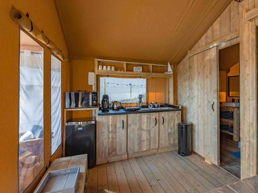 Hébergement 2 personnes - Wood lodge - 28M2 - 1 chambre + 1 salle de bain 2 pers 2