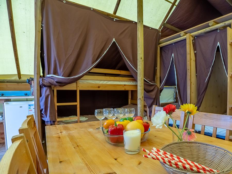 Tente en toile et en bois 6 personnes - Trappeur 3 chambres 1
