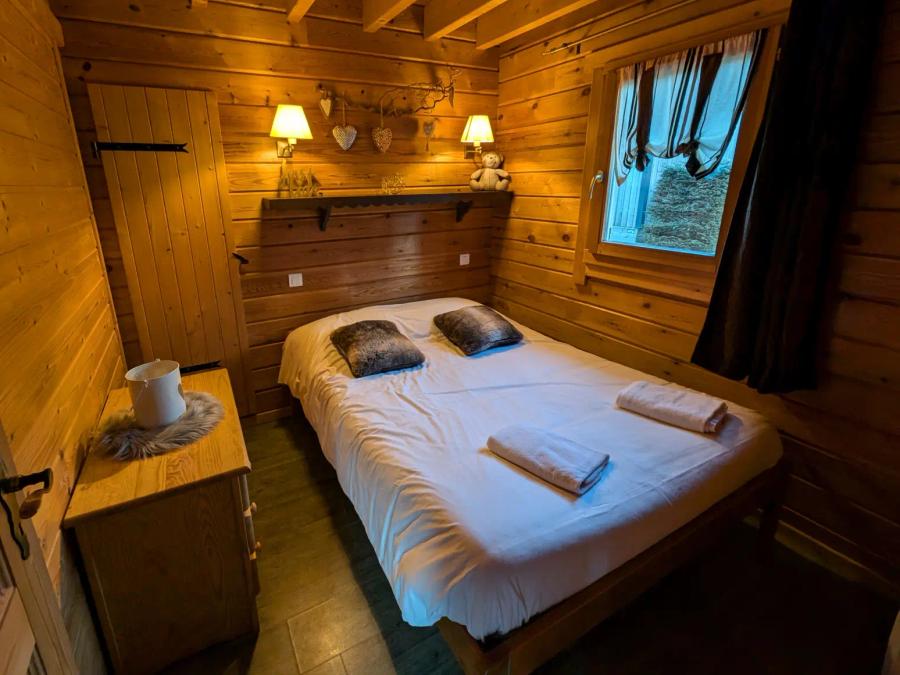 Chalet 5 personnes - Les Chalets Luxes du Domaine 2 chambres 53m² - TV - LV - Terrasse semi-couverte 4