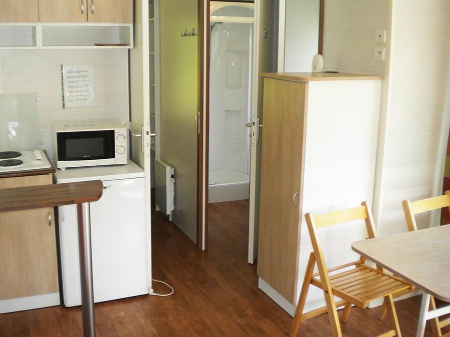 Mobilhome 4 personnes - Mobil-home Standard 20m² (2 chambres) + TV + Terrasse semi-couverte 8m² 1