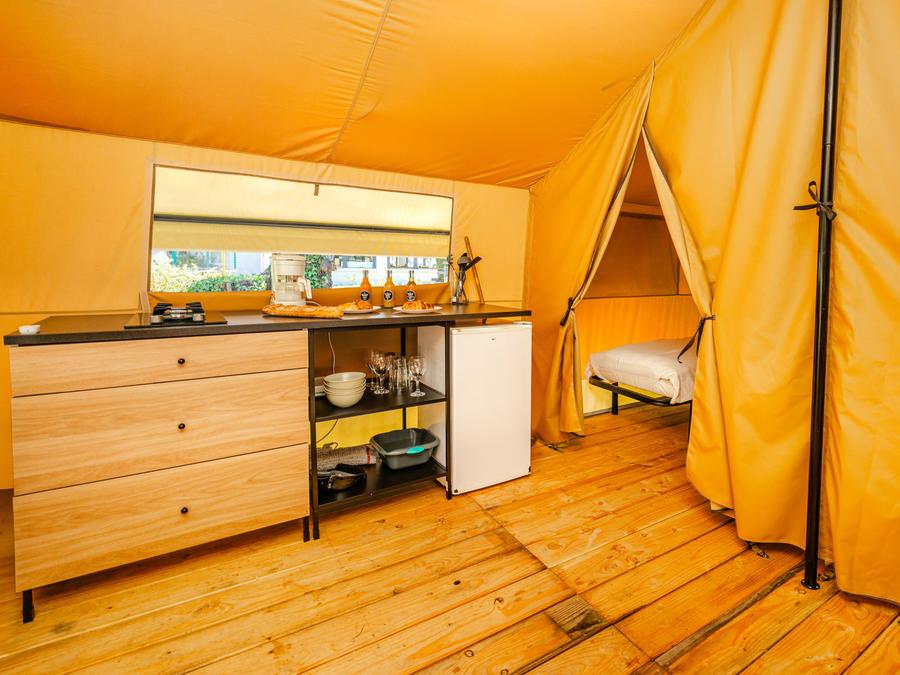Tente en toile et en bois 4 personnes - Tente Lodge 10 + 20 m² - 2 chambres / sans sanitaires 10
