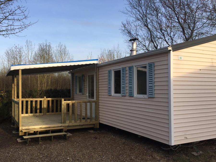 Mobilhome 4 personnes - Confort 30m2 (2 chambres) + terrasse couverte 0